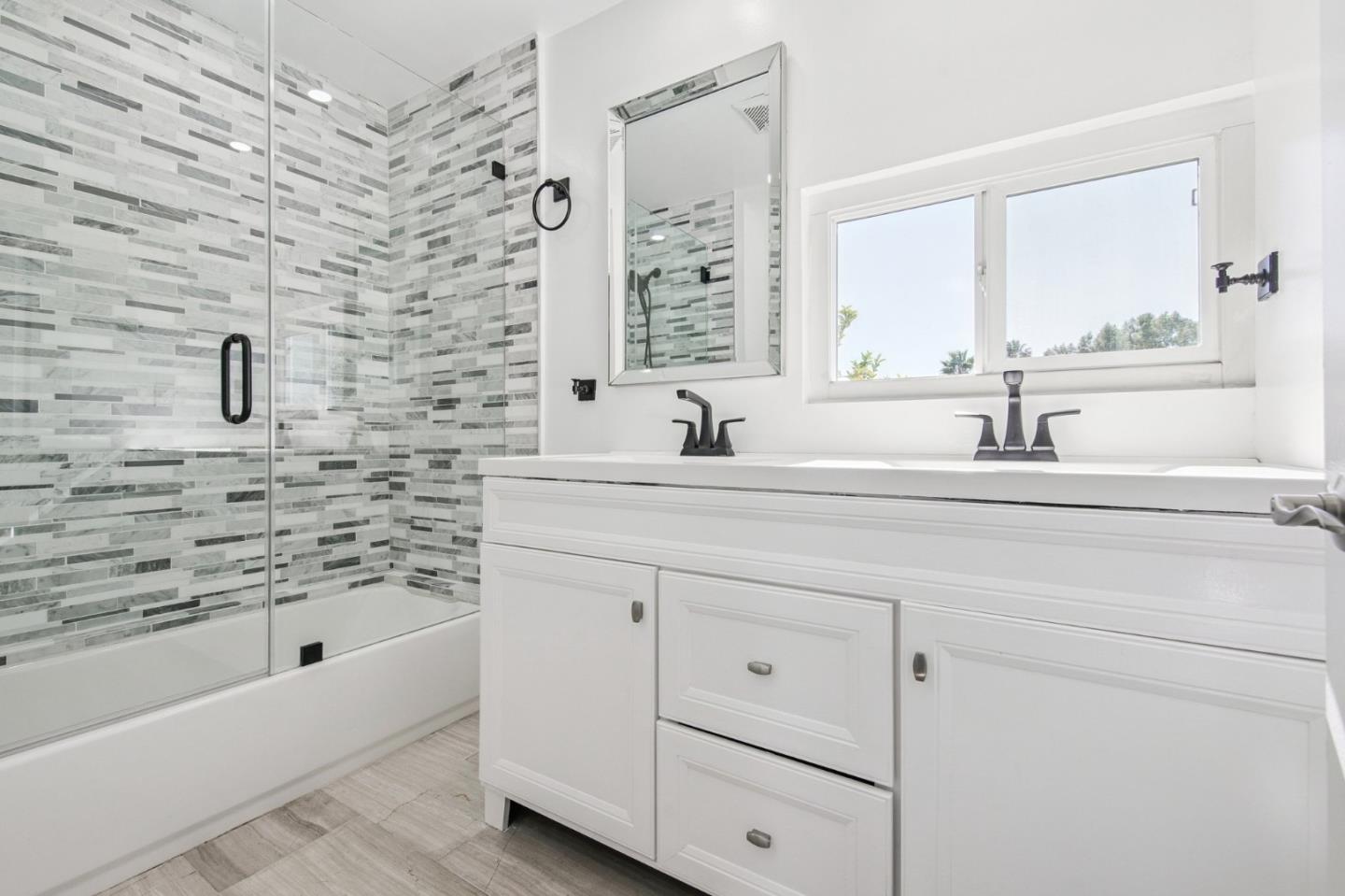 Detail Gallery Image 14 of 19 For 6134 Fair Ave, North Hollywood,  CA 91606 - 3 Beds | 2 Baths