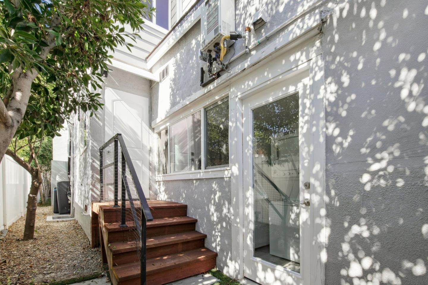 Detail Gallery Image 15 of 19 For 6134 Fair Ave, North Hollywood,  CA 91606 - 3 Beds | 2 Baths