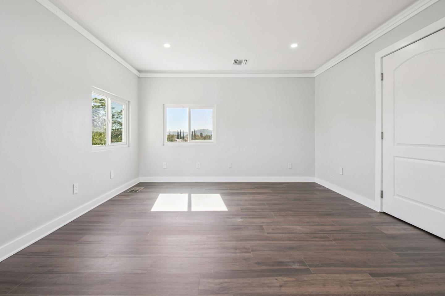 Detail Gallery Image 9 of 19 For 6134 Fair Ave, North Hollywood,  CA 91606 - 3 Beds | 2 Baths