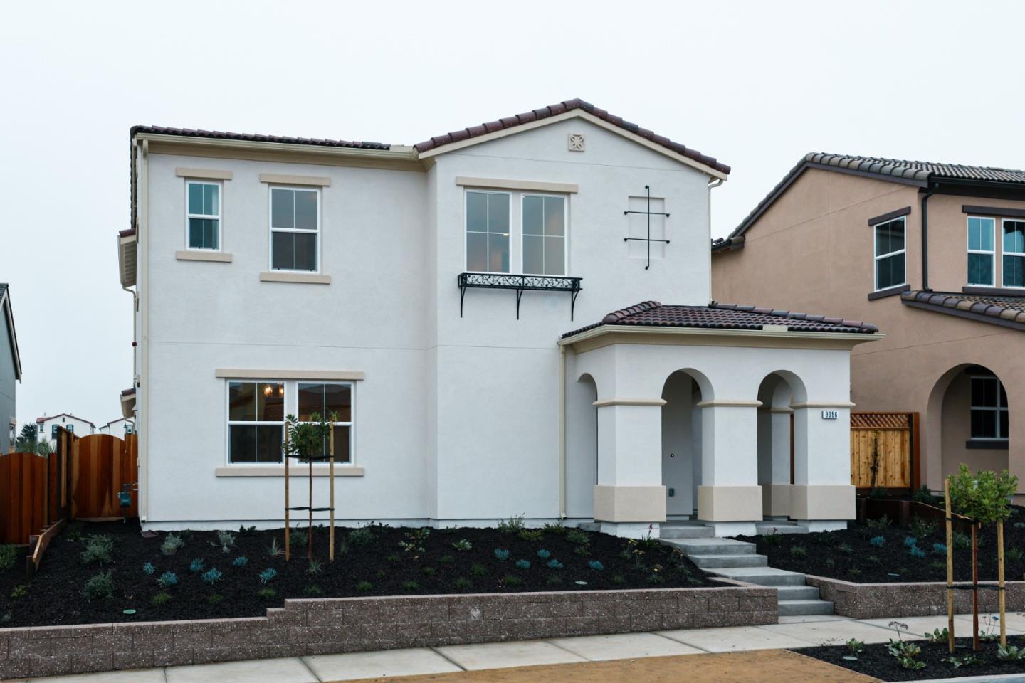 Detail Gallery Image 2 of 15 For 3056 El Capitan Dr, Marina,  CA 93933 - 3 Beds | 2/1 Baths