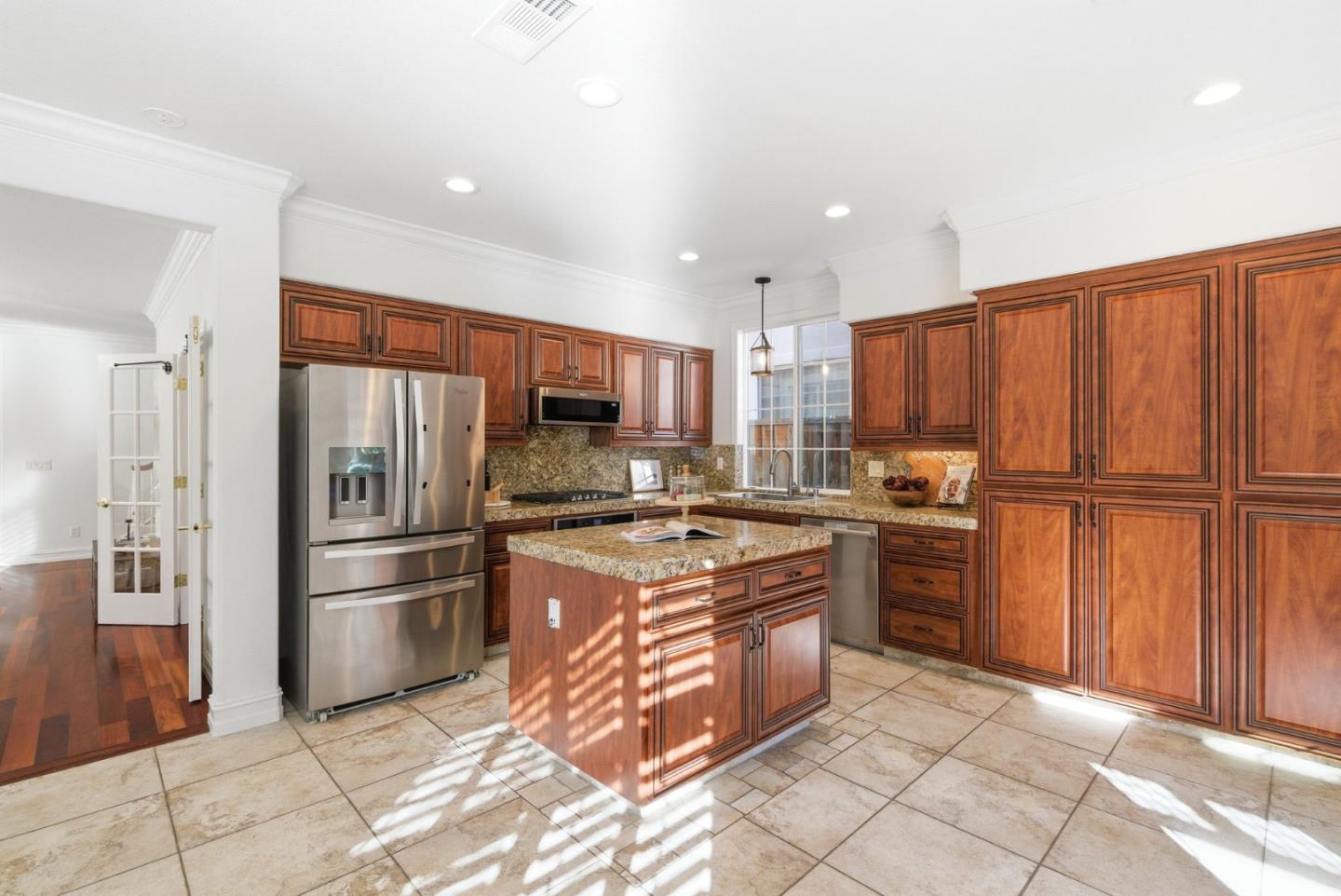 Detail Gallery Image 7 of 29 For 730 Saint Michael Pl, Morgan Hill,  CA 95037 - 5 Beds | 3 Baths