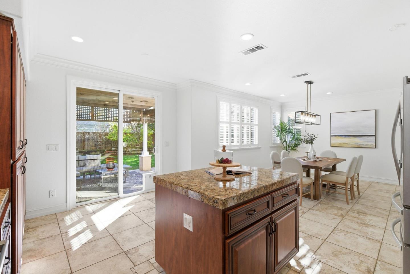 Detail Gallery Image 8 of 29 For 730 Saint Michael Pl, Morgan Hill,  CA 95037 - 5 Beds | 3 Baths