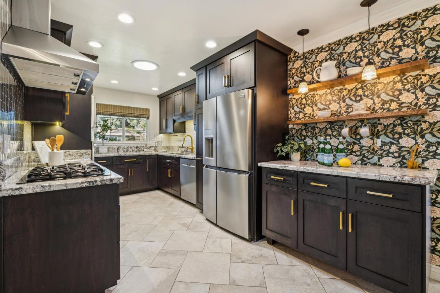 Detail Gallery Image 11 of 79 For 4080 Leigh Ave, San Jose,  CA 95124 - 4 Beds | 2 Baths