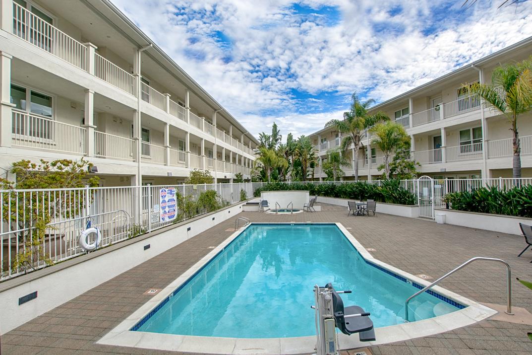 Detail Gallery Image 22 of 31 For 2030 N Pacific #115,  Santa Cruz,  CA 95060 - 3 Beds | 2 Baths