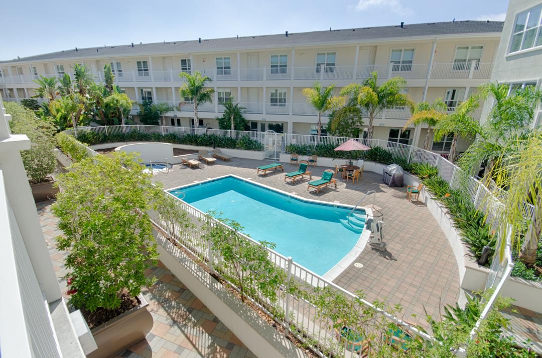 Detail Gallery Image 24 of 31 For 2030 N Pacific #115,  Santa Cruz,  CA 95060 - 3 Beds | 2 Baths