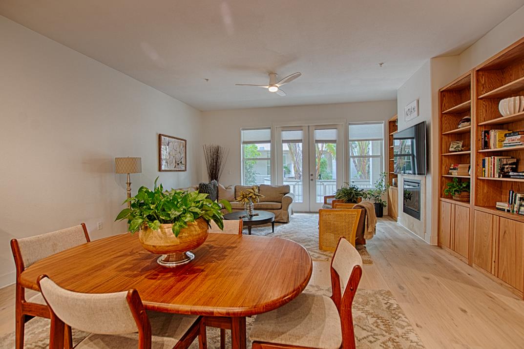 Detail Gallery Image 8 of 31 For 2030 N Pacific #115,  Santa Cruz,  CA 95060 - 3 Beds | 2 Baths