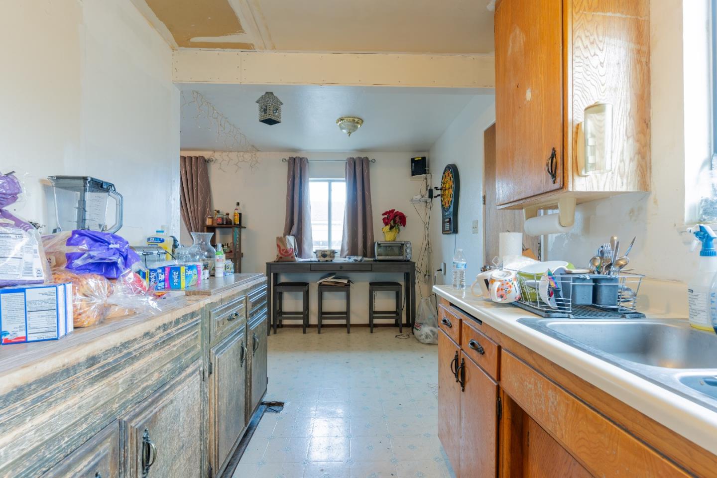 Detail Gallery Image 12 of 31 For 2697 Cabrillo Ave, Santa Clara,  CA 95051 - 4 Beds | 2 Baths