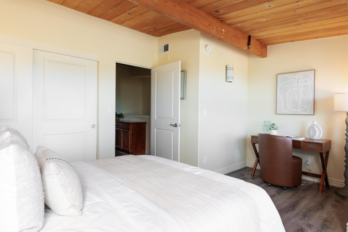 Detail Gallery Image 16 of 23 For 164 Mar Vista Dr, Monterey,  CA 93940 - 2 Beds | 1/1 Baths