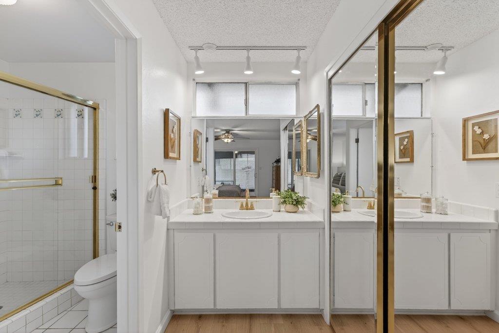 Detail Gallery Image 21 of 38 For 296 Omira Dr, San Jose,  CA 95123 - 4 Beds | 2 Baths