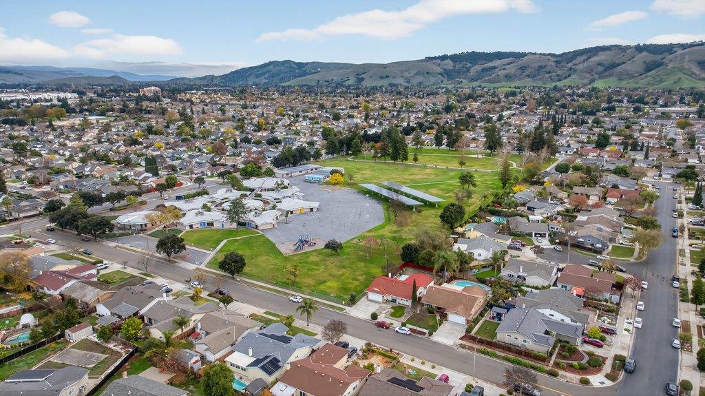 Detail Gallery Image 37 of 38 For 296 Omira Dr, San Jose,  CA 95123 - 4 Beds | 2 Baths