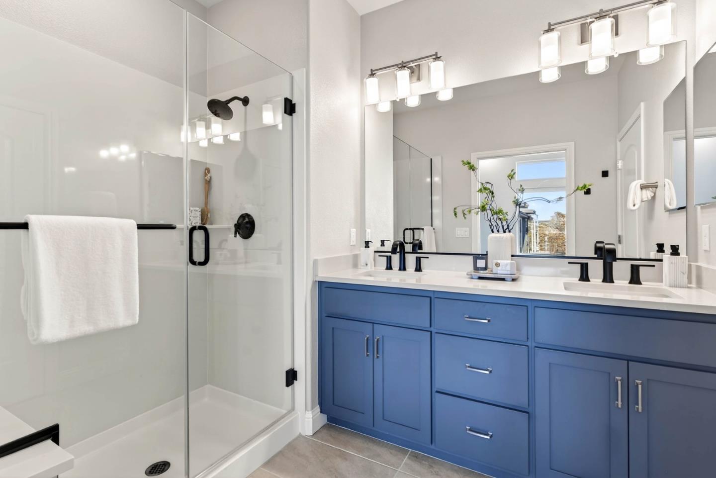 Detail Gallery Image 15 of 27 For 220 Waters Park Cir #304,  San Mateo,  CA 94403 - 3 Beds | 2 Baths