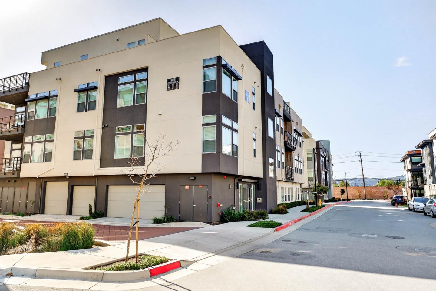 Detail Gallery Image 21 of 27 For 220 Waters Park Cir #304,  San Mateo,  CA 94403 - 3 Beds | 2 Baths