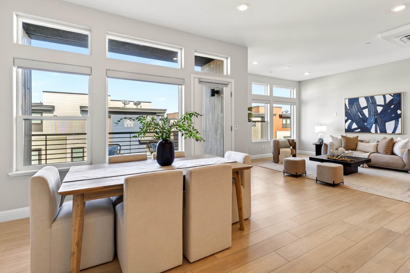 Detail Gallery Image 6 of 27 For 220 Waters Park Cir #304,  San Mateo,  CA 94403 - 3 Beds | 2 Baths