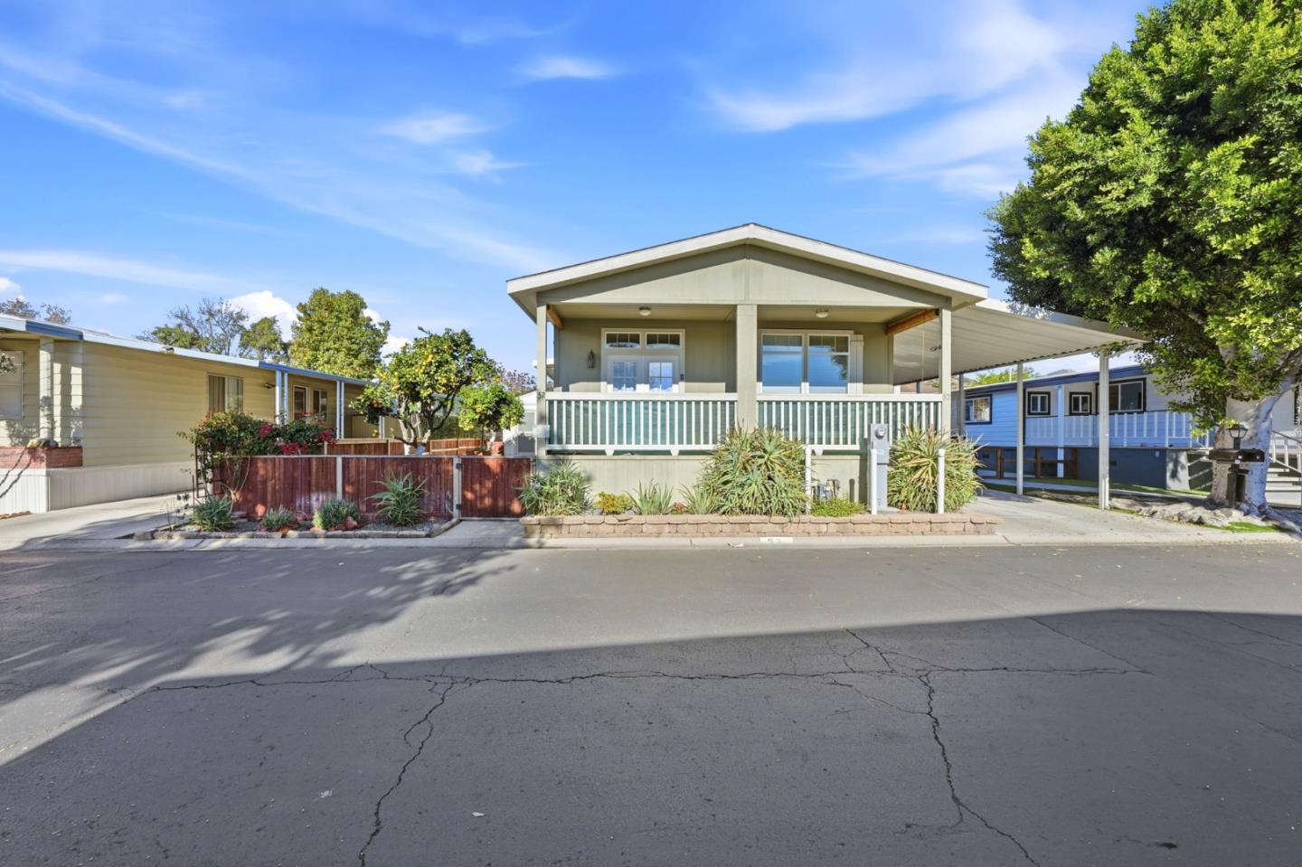 Front Image Thumbnail for ML82029976