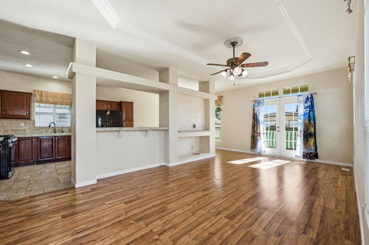 Detail Gallery Image 4 of 22 For 2700 E Valley Pkwy #SPACE 52,  Escondido,  CA 92027 - 3 Beds | 2 Baths