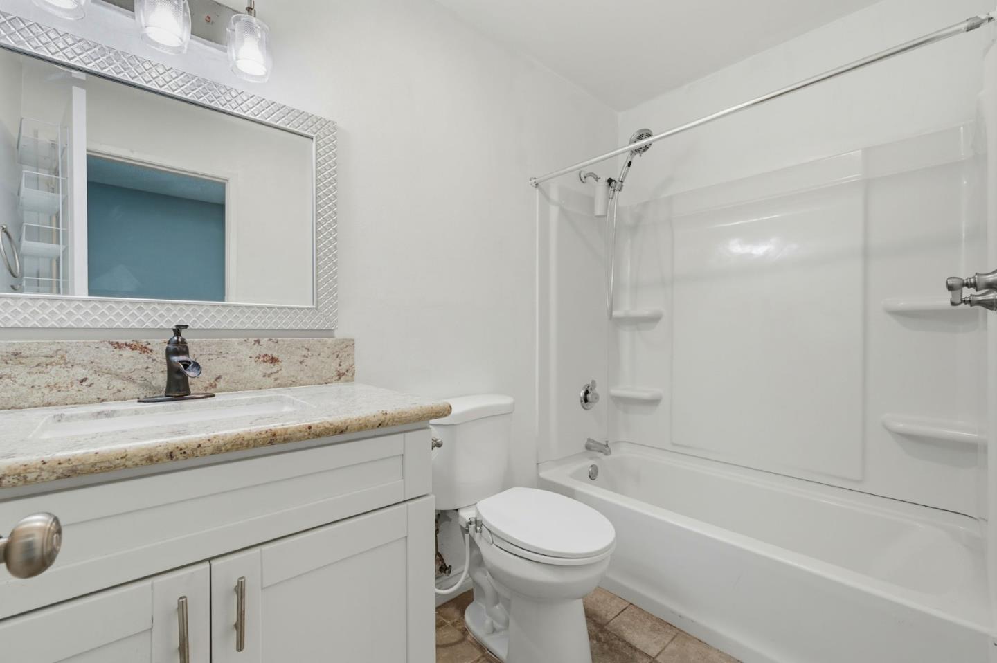 Detail Gallery Image 16 of 23 For 267 S Ventura Rd #280,  Port Hueneme,  CA 93041 - 2 Beds | 1/1 Baths