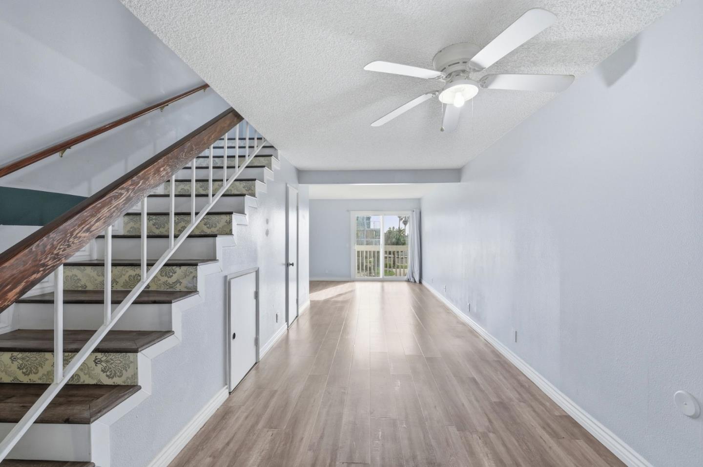 Detail Gallery Image 2 of 23 For 267 S Ventura Rd #280,  Port Hueneme,  CA 93041 - 2 Beds | 1/1 Baths