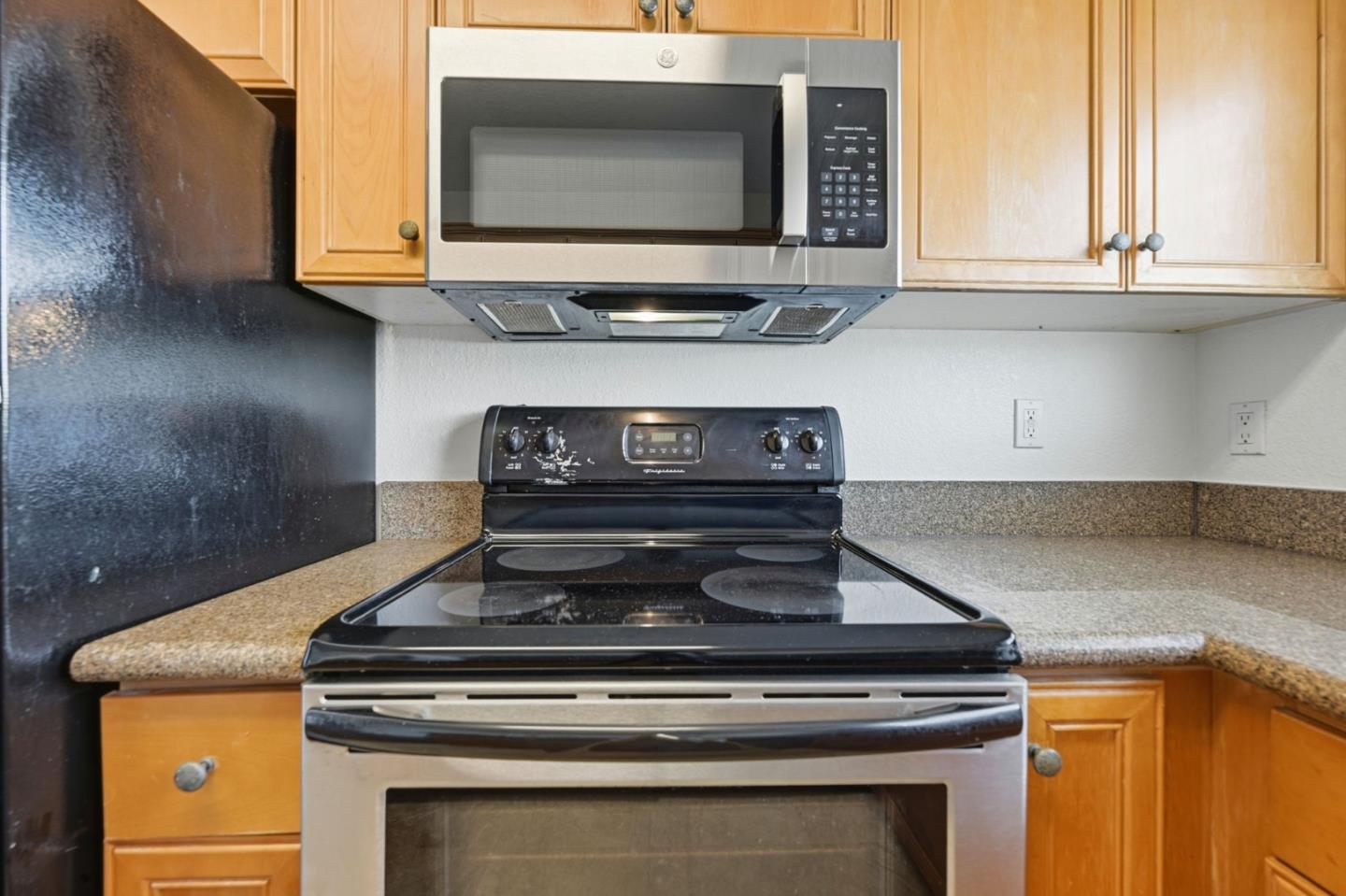 Detail Gallery Image 8 of 20 For 6666 Beadnell Way #26,  San Diego,  CA 92117 - 2 Beds | 2 Baths