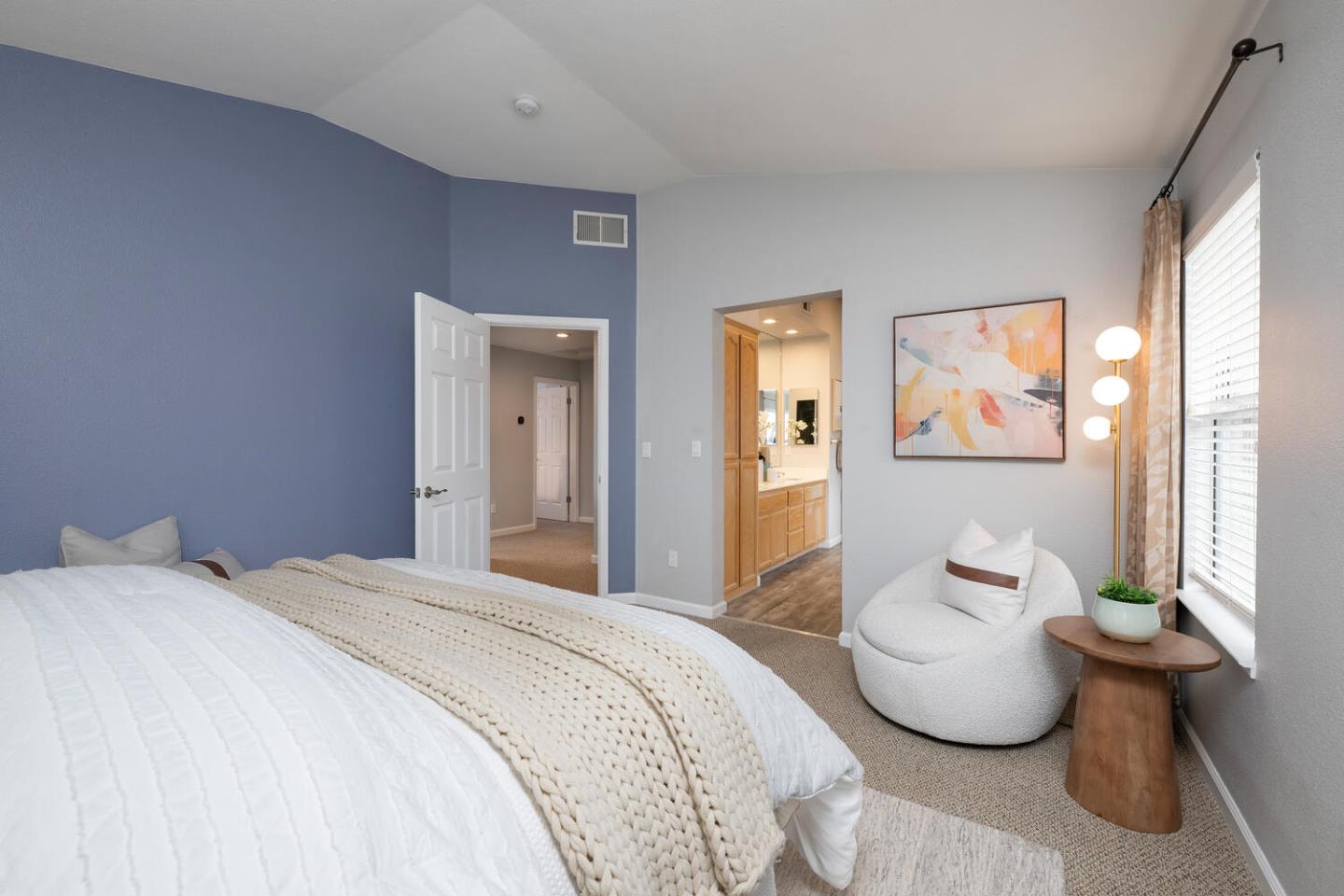 Detail Gallery Image 15 of 26 For 865 Windsor Hills Cir, San Jose,  CA 95123 - 3 Beds | 2/1 Baths