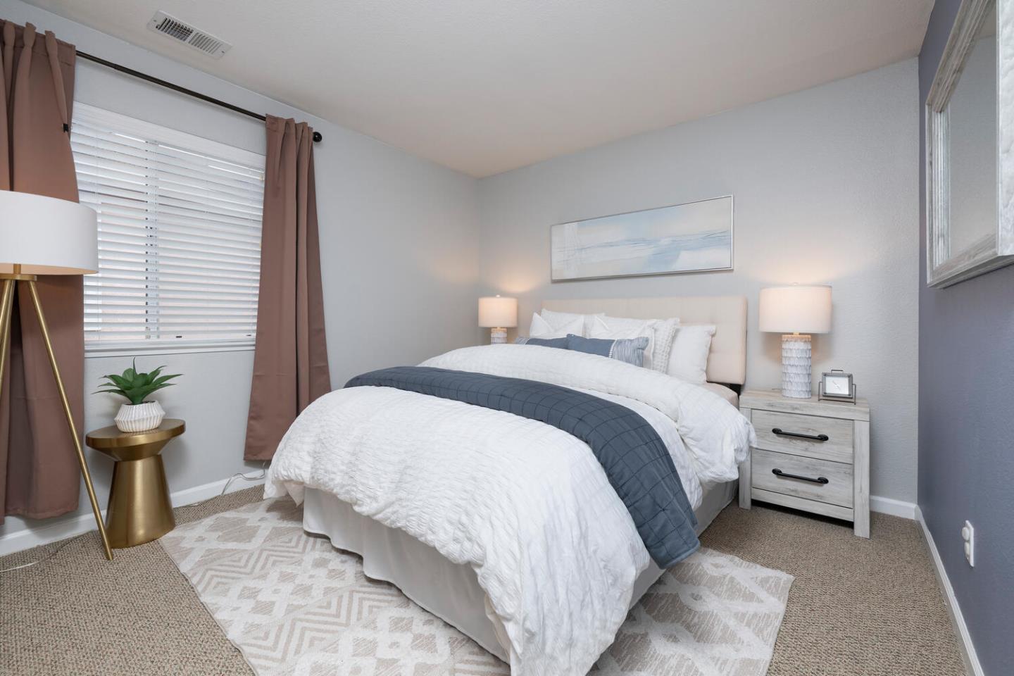 Detail Gallery Image 19 of 26 For 865 Windsor Hills Cir, San Jose,  CA 95123 - 3 Beds | 2/1 Baths