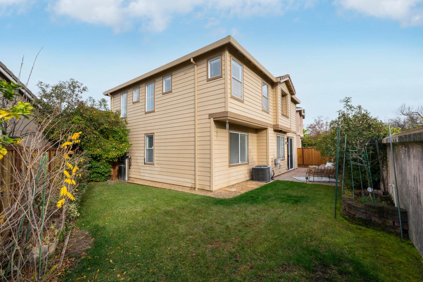 Detail Gallery Image 23 of 26 For 865 Windsor Hills Cir, San Jose,  CA 95123 - 3 Beds | 2/1 Baths