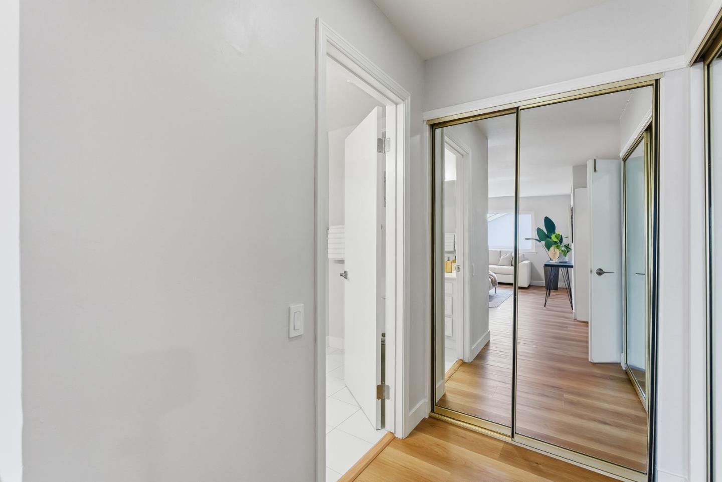 Detail Gallery Image 16 of 70 For 901 Swan St, Foster City,  CA 94404 - 5 Beds | 3 Baths