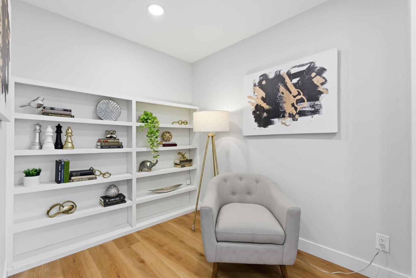 Detail Gallery Image 19 of 70 For 901 Swan St, Foster City,  CA 94404 - 5 Beds | 3 Baths