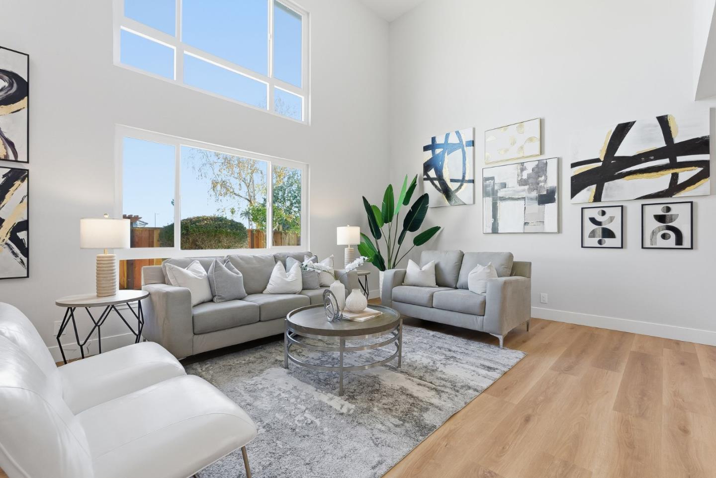 Detail Gallery Image 2 of 70 For 901 Swan St, Foster City,  CA 94404 - 5 Beds | 3 Baths