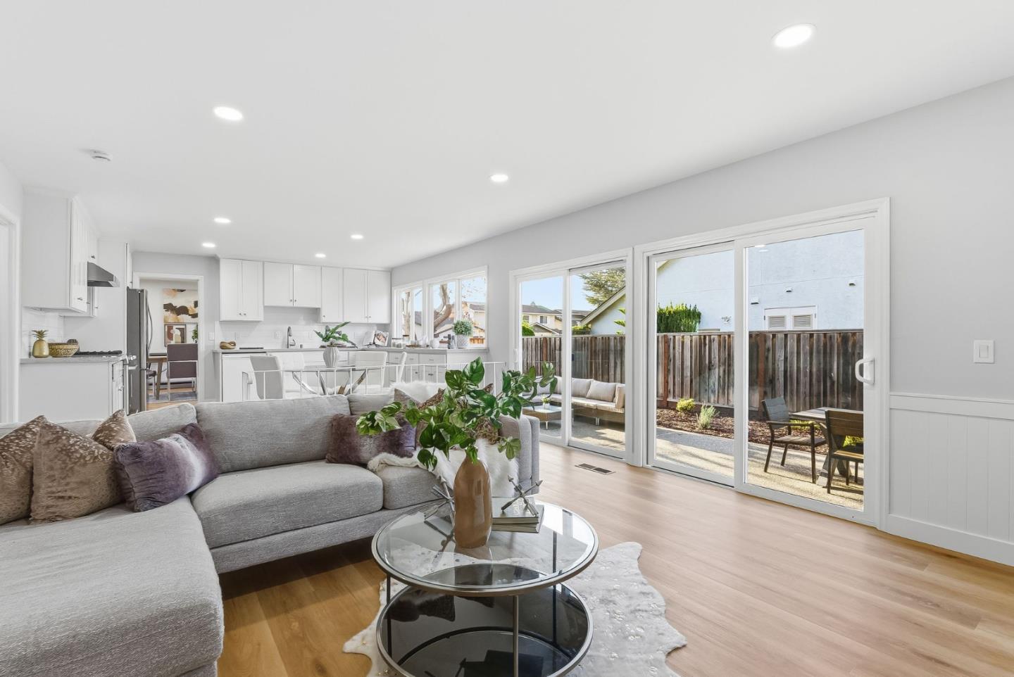 Detail Gallery Image 44 of 70 For 901 Swan St, Foster City,  CA 94404 - 5 Beds | 3 Baths