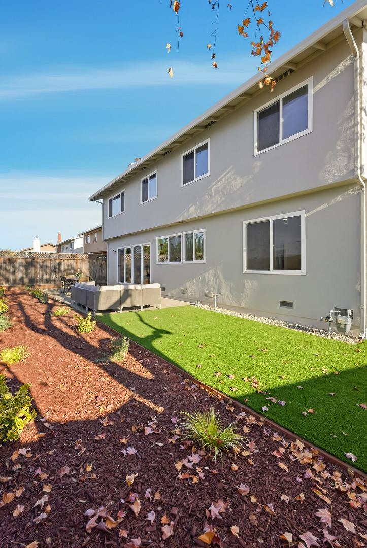 Detail Gallery Image 55 of 70 For 901 Swan St, Foster City,  CA 94404 - 5 Beds | 3 Baths