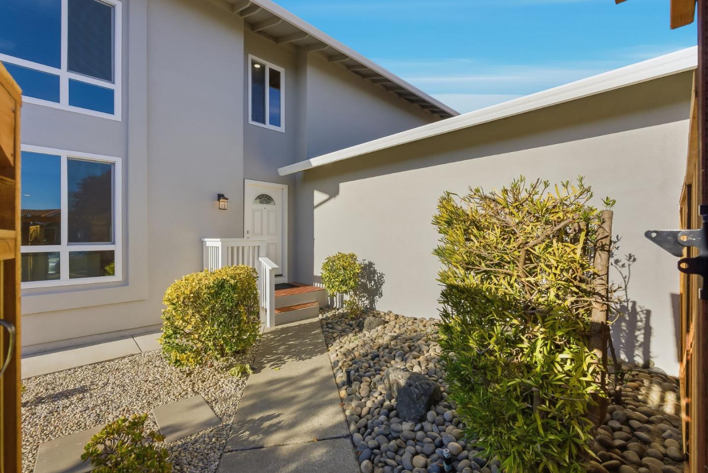 Detail Gallery Image 59 of 70 For 901 Swan St, Foster City,  CA 94404 - 5 Beds | 3 Baths