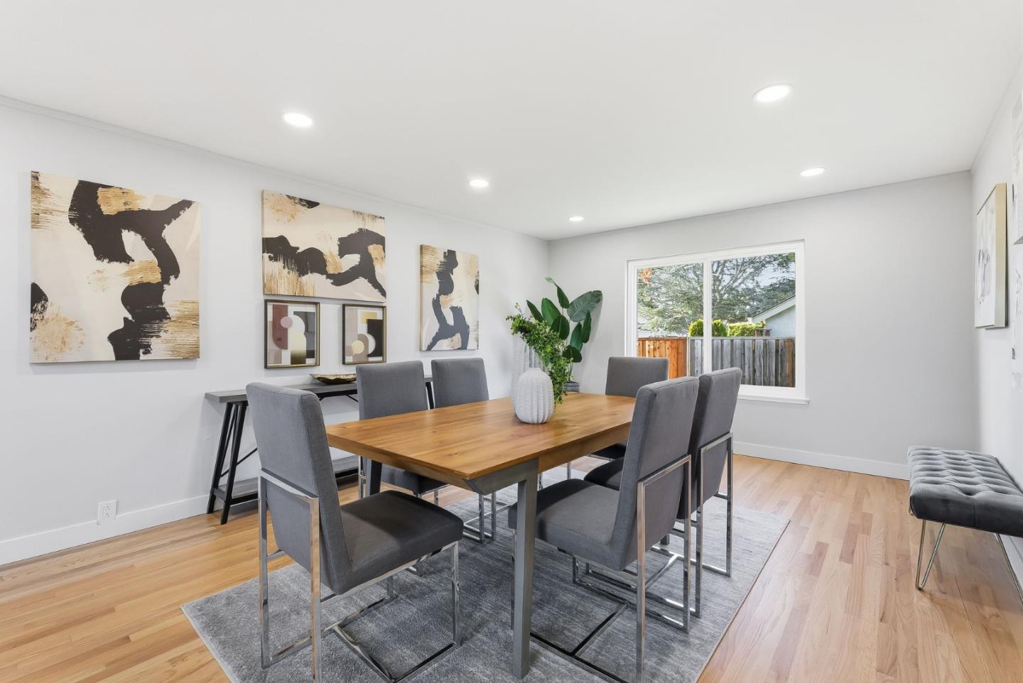 Detail Gallery Image 7 of 70 For 901 Swan St, Foster City,  CA 94404 - 5 Beds | 3 Baths