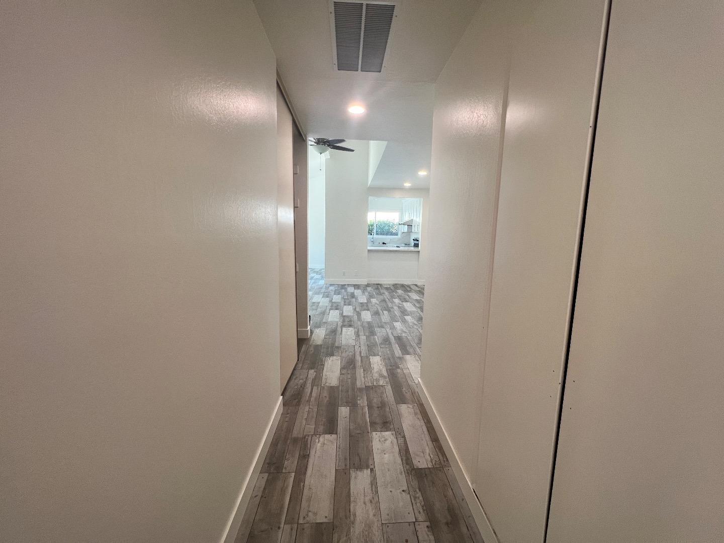 Detail Gallery Image 9 of 17 For 1253 Ironbridge Way, San Jose,  CA 95118 - 4 Beds | 2 Baths