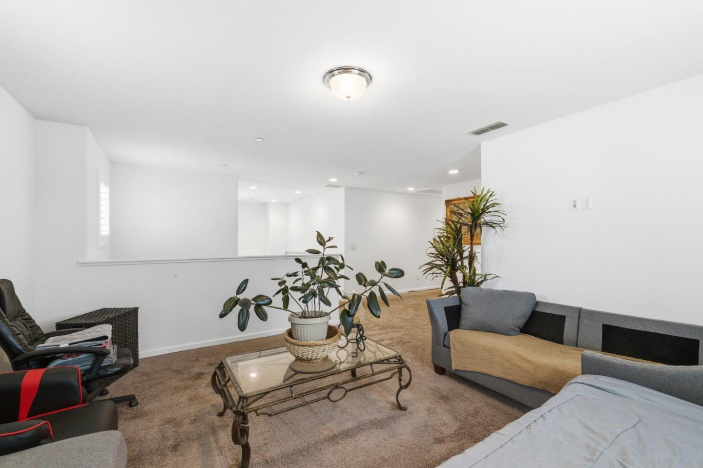 Detail Gallery Image 13 of 37 For 6349 W Acacia Ave, Fresno,  CA 93723 - 5 Beds | 4 Baths