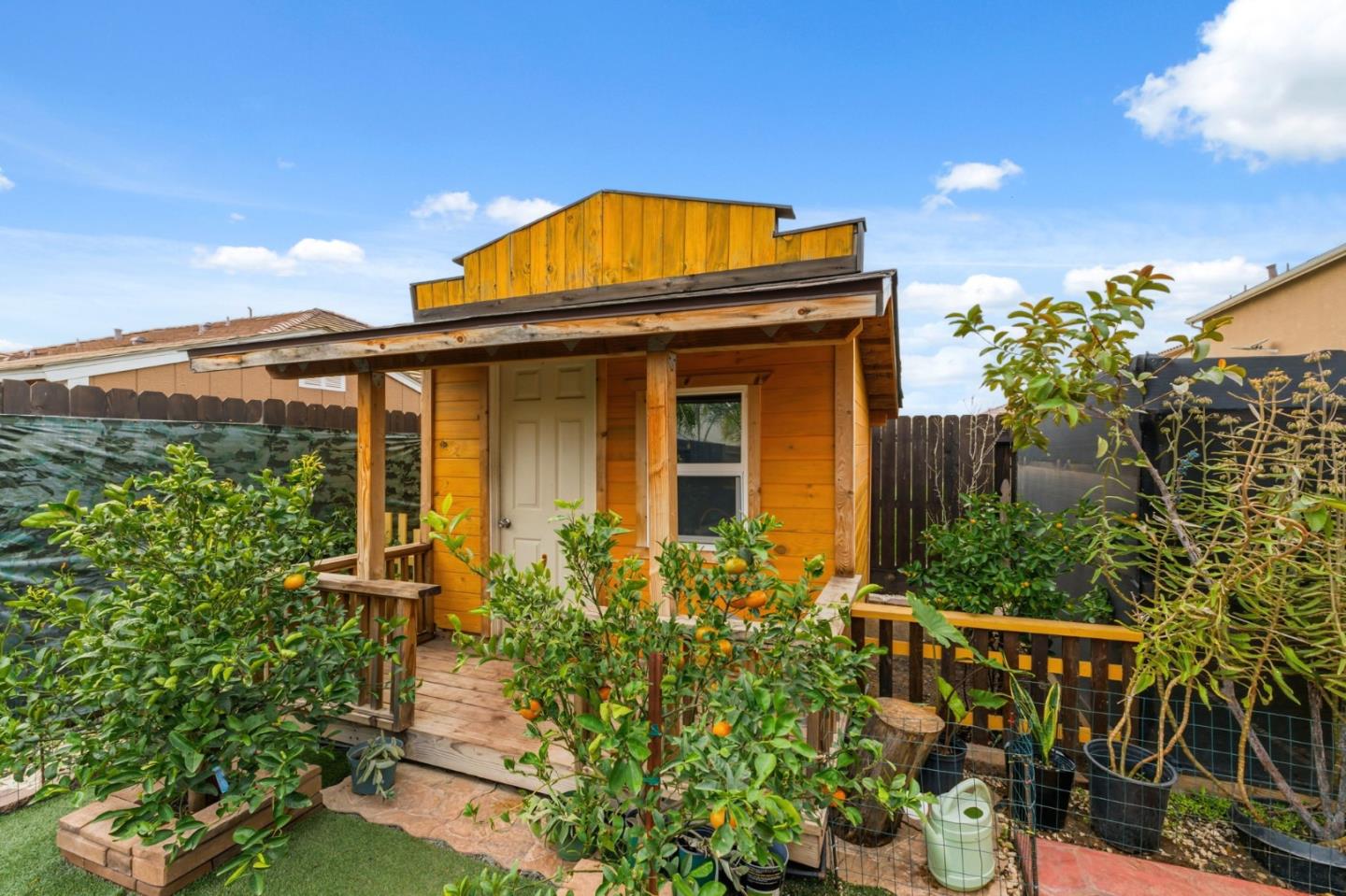 Detail Gallery Image 37 of 37 For 6349 W Acacia Ave, Fresno,  CA 93723 - 5 Beds | 4 Baths