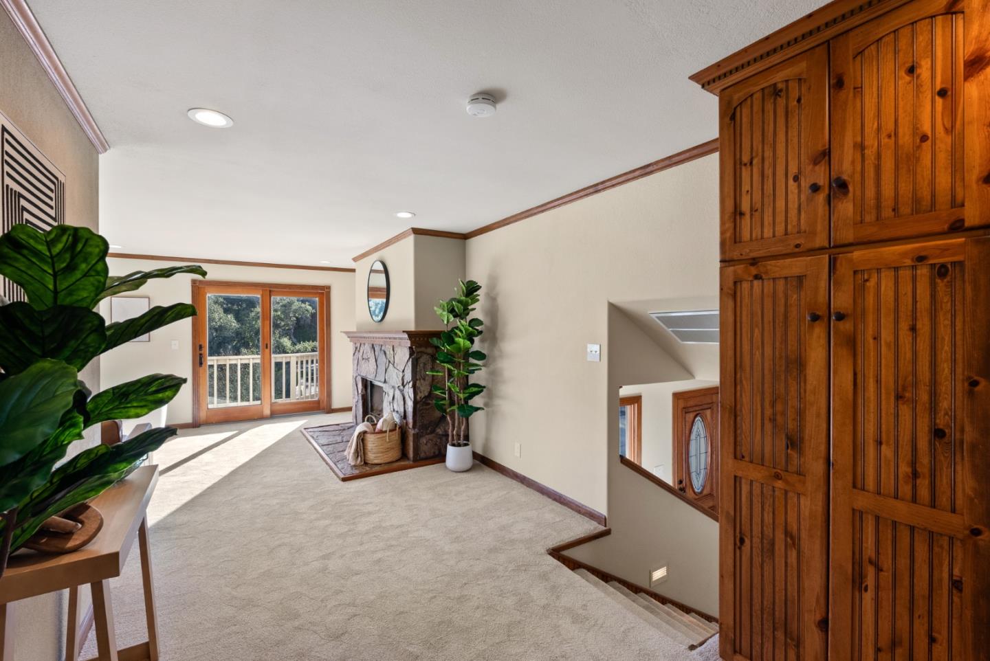 Detail Gallery Image 19 of 64 For 280 Hidden Valley Rd, Royal Oaks,  CA 95076 - 3 Beds | 3 Baths