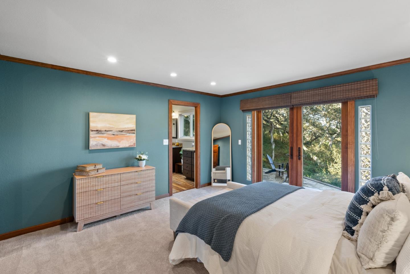 Detail Gallery Image 27 of 64 For 280 Hidden Valley Rd, Royal Oaks,  CA 95076 - 3 Beds | 3 Baths