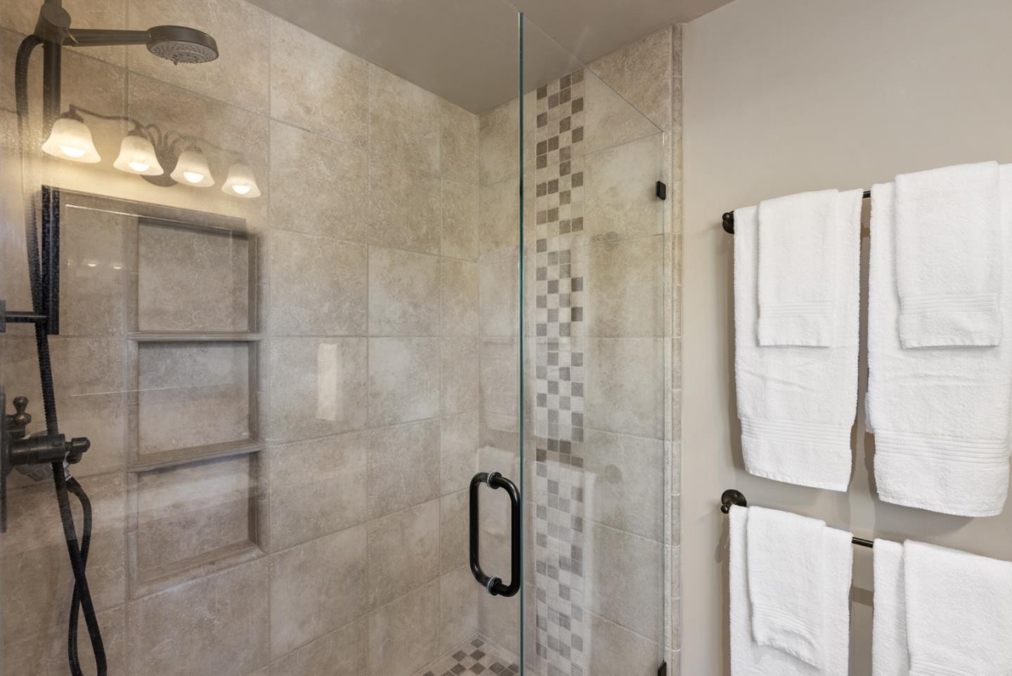 Detail Gallery Image 34 of 64 For 280 Hidden Valley Rd, Royal Oaks,  CA 95076 - 3 Beds | 3 Baths