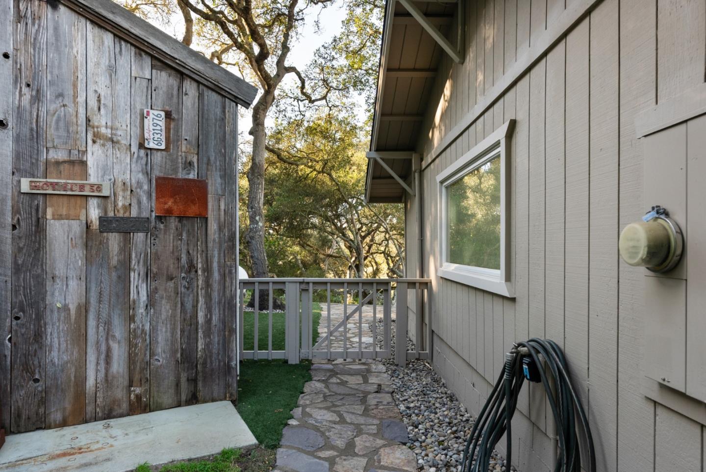 Detail Gallery Image 44 of 64 For 280 Hidden Valley Rd, Royal Oaks,  CA 95076 - 3 Beds | 3 Baths