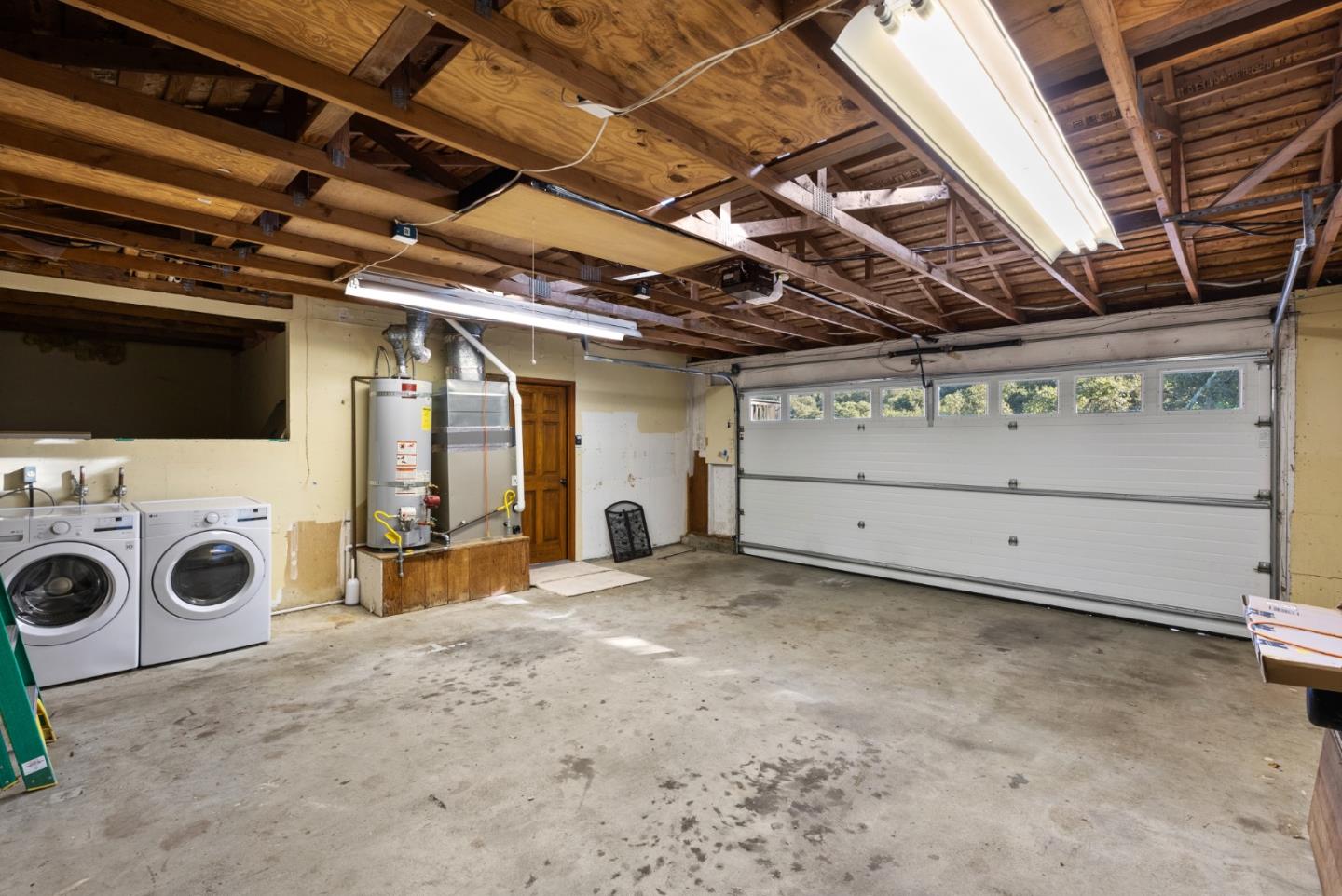 Detail Gallery Image 56 of 64 For 280 Hidden Valley Rd, Royal Oaks,  CA 95076 - 3 Beds | 3 Baths