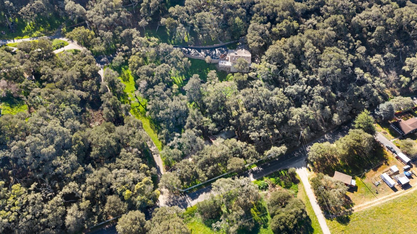 Detail Gallery Image 61 of 64 For 280 Hidden Valley Rd, Royal Oaks,  CA 95076 - 3 Beds | 3 Baths