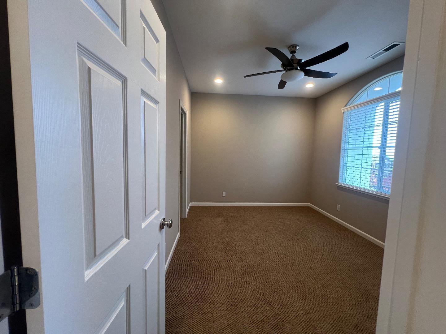 Detail Gallery Image 35 of 40 For 4102 Voltaire St, San Jose,  CA 95148 - 4 Beds | 2/1 Baths