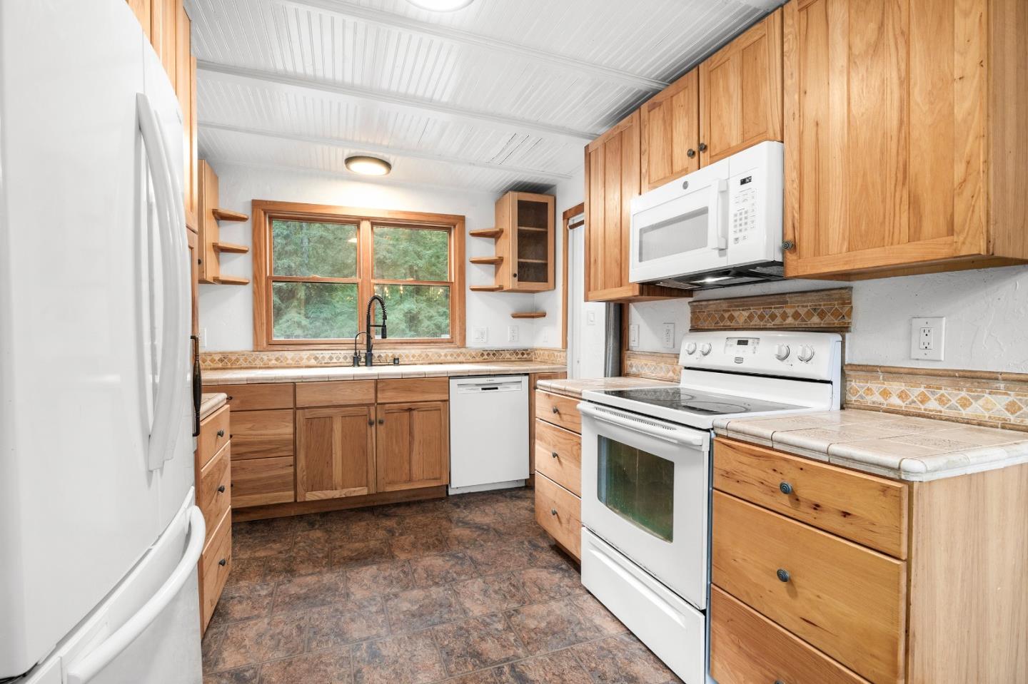 Detail Gallery Image 37 of 48 For 9913 Alba Rd, Ben Lomond,  CA 95005 - 3 Beds | 2 Baths