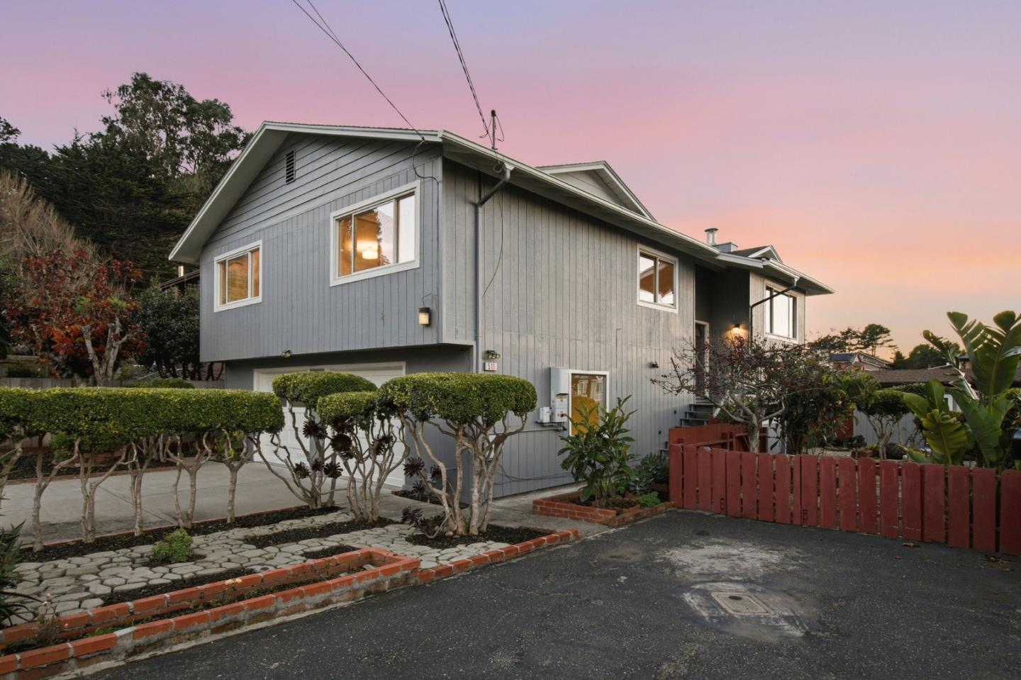 Front Image Thumbnail for ML82030005