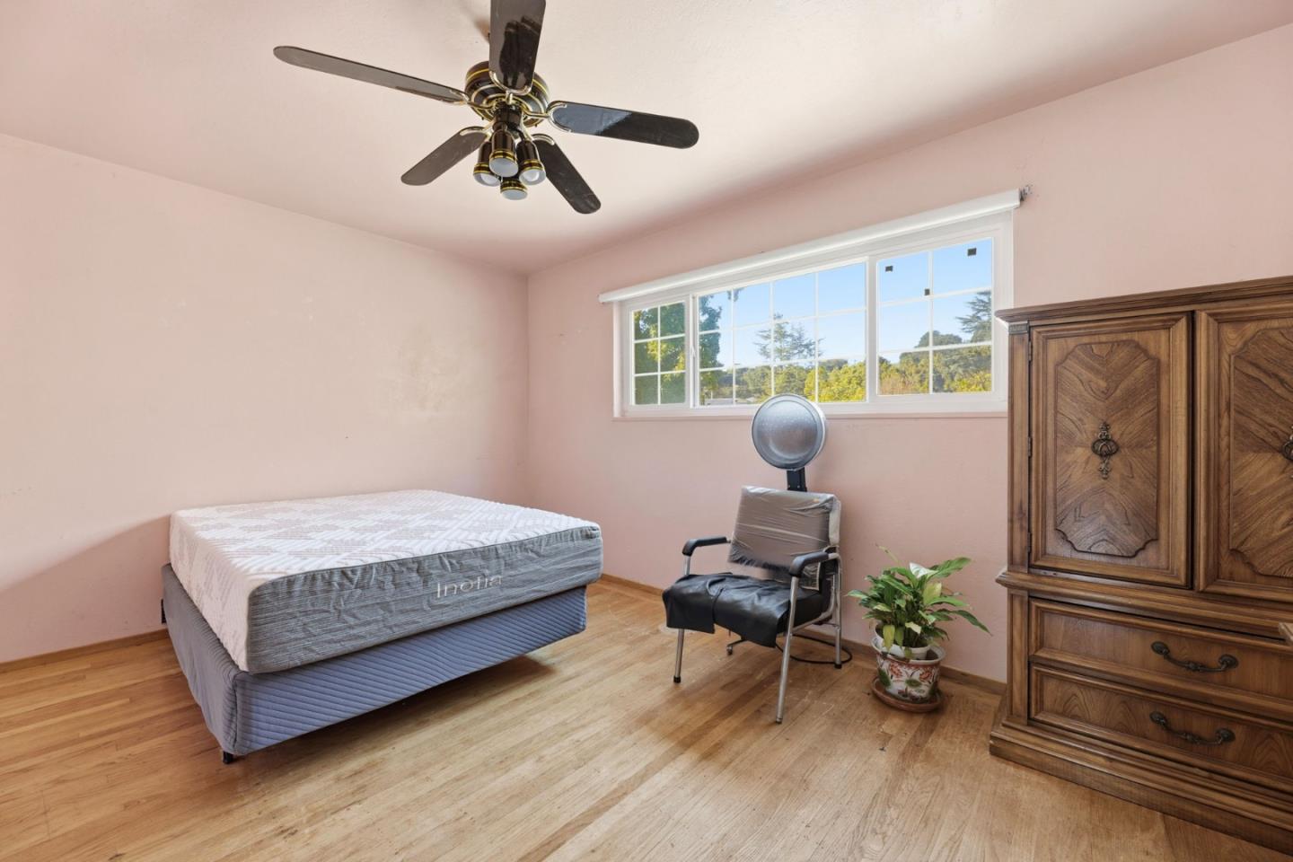 Detail Gallery Image 26 of 42 For 4909 Stacy St, Oakland,  CA 94605 - 4 Beds | 2/1 Baths