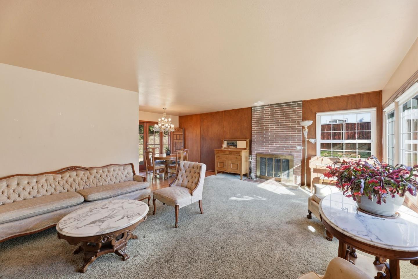 Detail Gallery Image 6 of 42 For 4909 Stacy St, Oakland,  CA 94605 - 4 Beds | 2/1 Baths