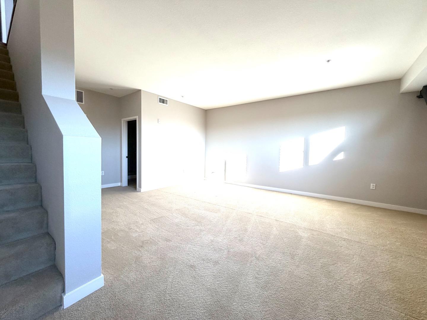 Detail Gallery Image 8 of 46 For 88 Bush St #2171,  San Jose,  CA 95126 - 2 Beds | 2 Baths