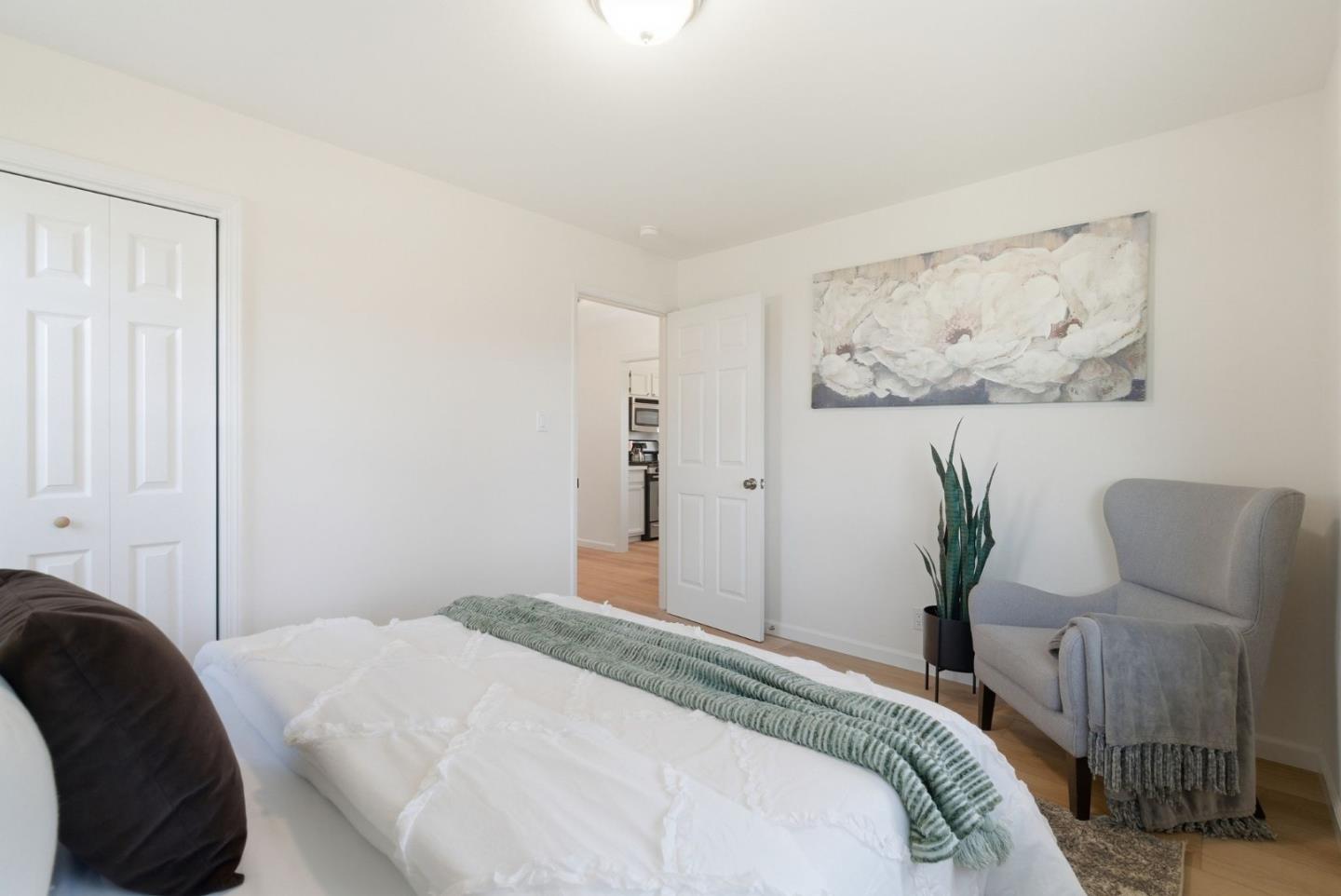 Detail Gallery Image 14 of 44 For 894 Grape Ave, Sunnyvale,  CA 94087 - 3 Beds | 2 Baths