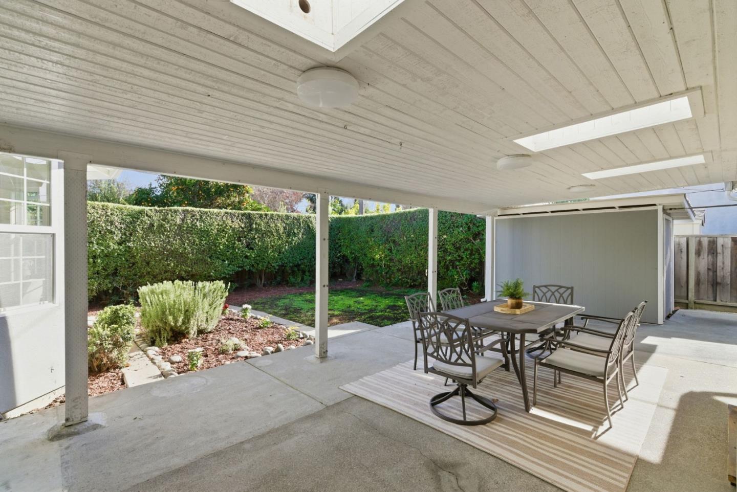 Detail Gallery Image 26 of 44 For 894 Grape Ave, Sunnyvale,  CA 94087 - 3 Beds | 2 Baths