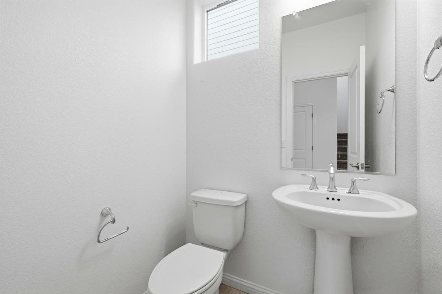 Detail Gallery Image 18 of 22 For 735 Windward Ct, Bethel Island,  CA 94511 - 3 Beds | 2/1 Baths